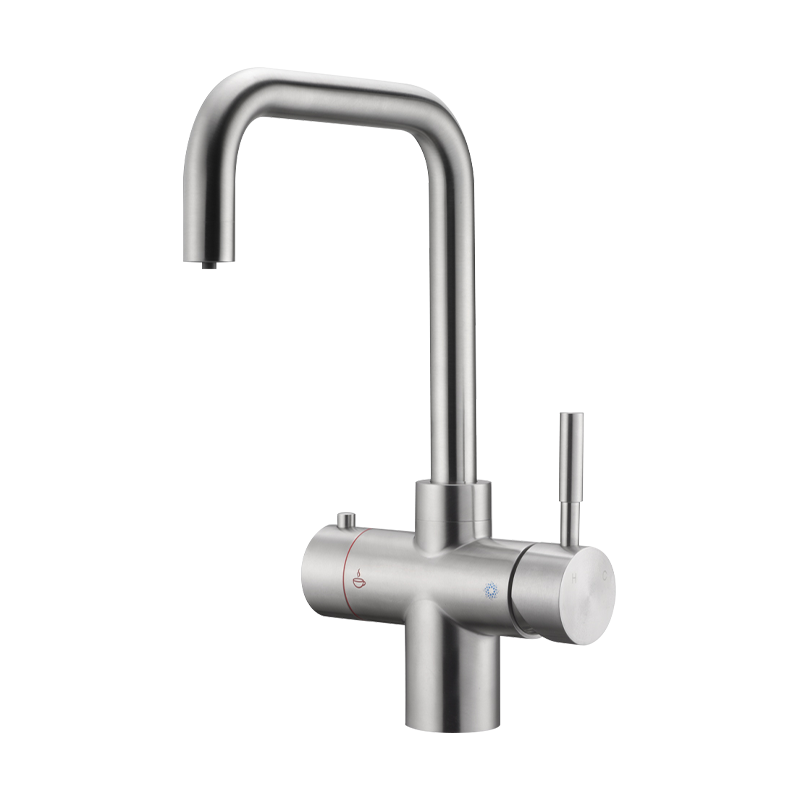Miotal Baile Cruach dhosmálta All-in-One Faucet Lámhleabhar